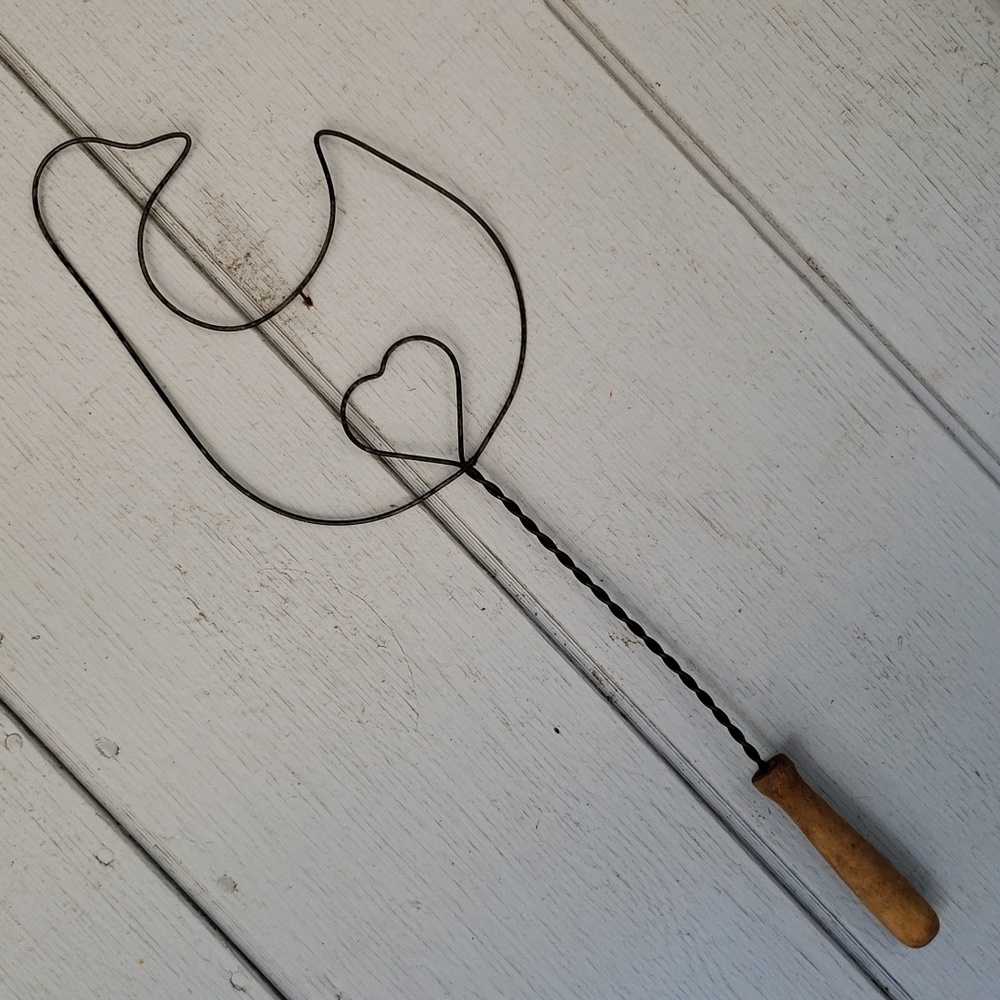 Antique Goose Rug Beater  Goose Carpet Beater - Picture 16 of 16